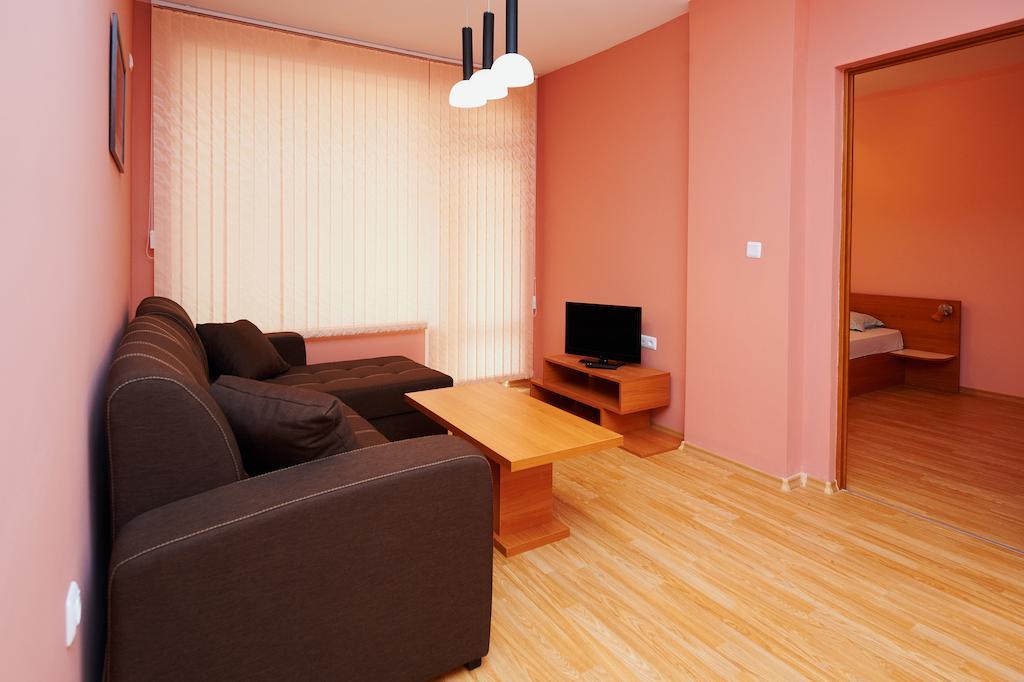 Apartments Dimitrovi Pomorie Quarto foto